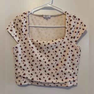 Chic Floral Square Neck Crop Top